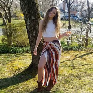 Meet your Posher, Elizabeth